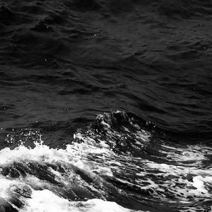 老阿姨熟女日本乱伦
