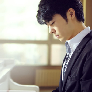 老阿姨熟女日本乱伦
